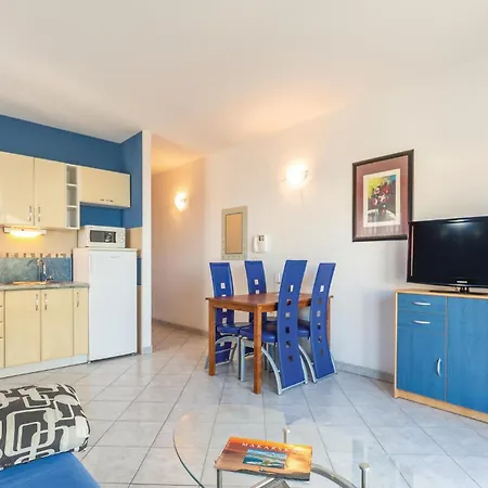 アパート Two-bedroom In *